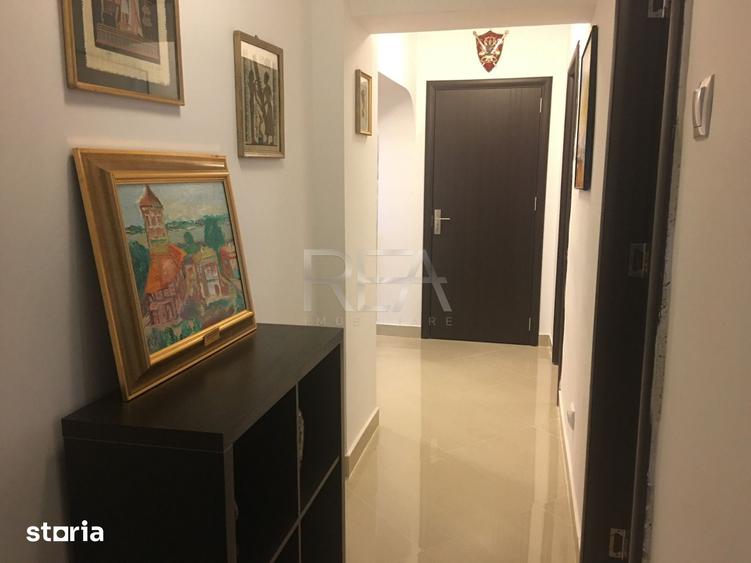 Apartament cu 4 camere decomandat în Centrul Civic