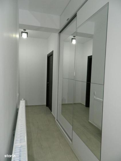 Apartament cu 3 camere decomandat în Găvana