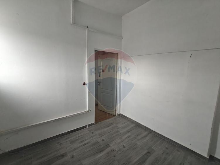 Spațiu industrial, de 265 mp, în Dâmbul Rotund