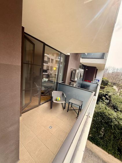 Apartament cu 2 camere semidecomandat în Băneasa