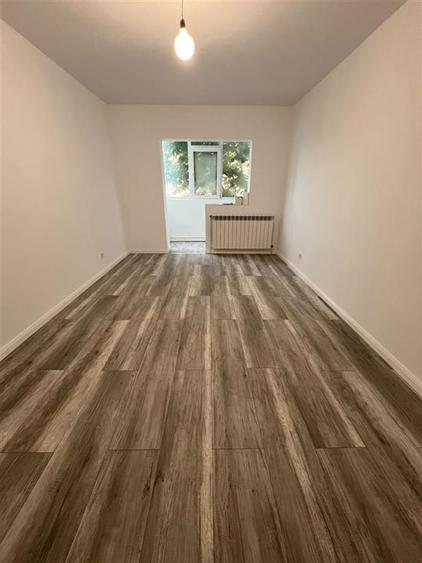 Vanzare apartament 3 camere decomandat 2 bai - renovat complet - 1