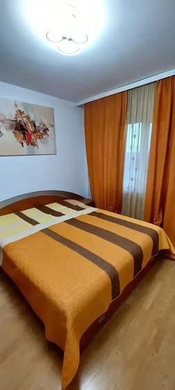 Apartament cu 2 camere decomandat în Confecții