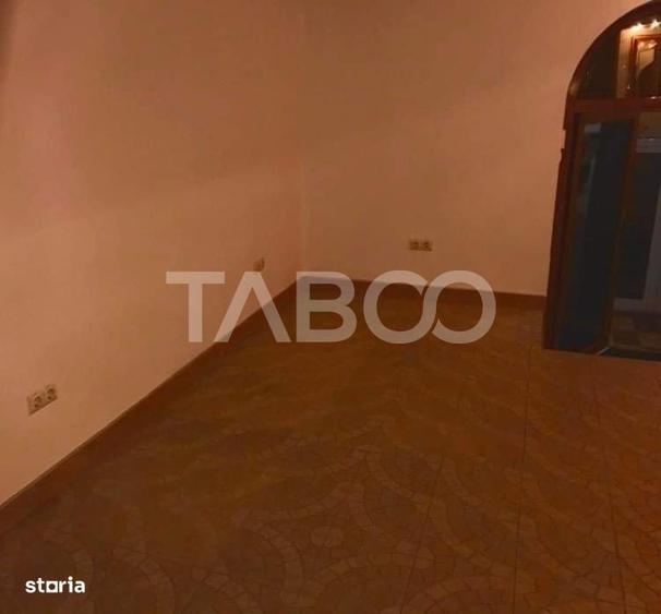 Spatiu de birouri decomandat 4 incaperi generoase zona Terezian Sibiu - 3