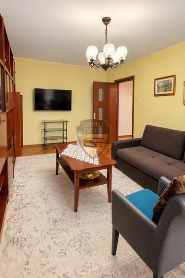 Apartament cu 3 camere decomandat în Faleza Nord