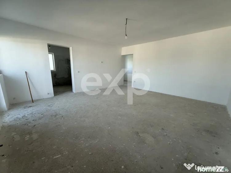 Casă cu 5 camere cu Teren 392 Mp în Miroslava