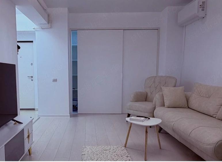 Apartament cu 2 camere semidecomandat în Central