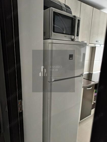 Apartament cu 2 camere semidecomandat în Giurgiului