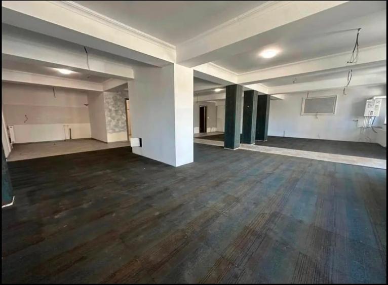 Spațiu comercial, de 155 mp, în Rediu