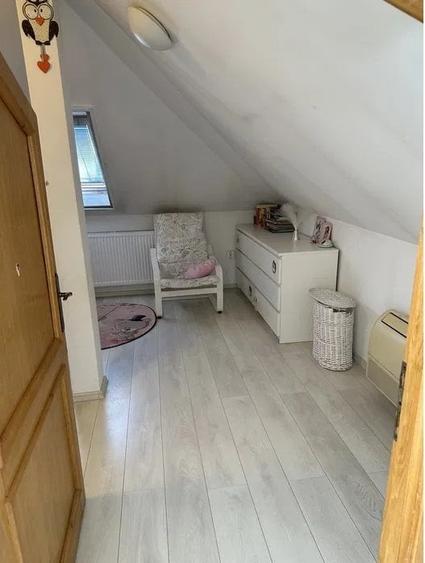 Casă individuală cu 5 camere cu Teren 165 Mp în Vatra Luminoasă