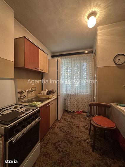 Agentia imobiliara VIGAFON vinde apartament 2 camere Cina