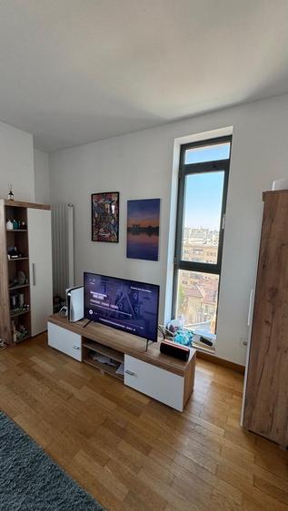 Apartament cu 2 camere semidecomandat în Ferdinand