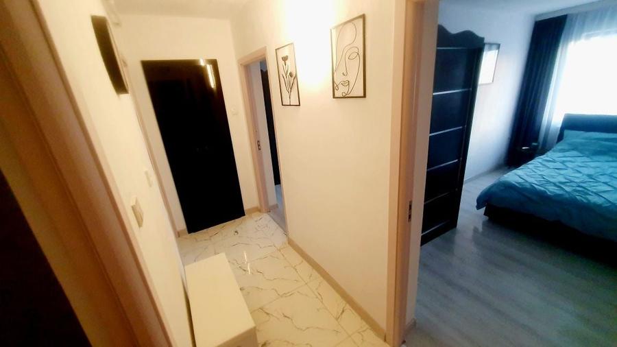 Apartament cu 2 camere decomandat în Plopilor