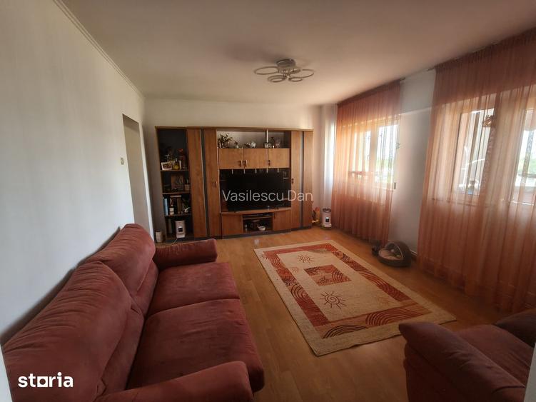 Apartament 3 camere, Str. Her?a-Arena Na?ionala -Mega Mall, Proprietar