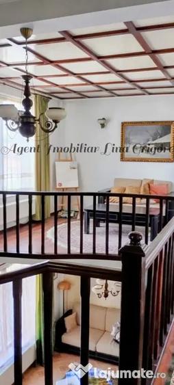 Casă cu 7 camere în Central