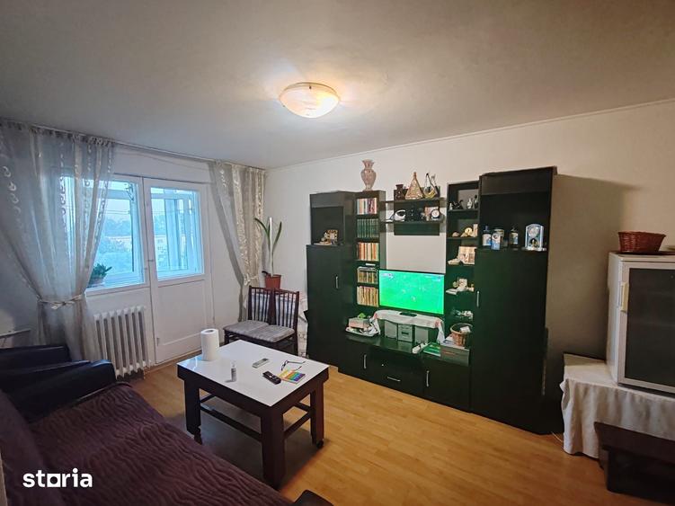 Berceni,Straja Resita,Str Gradistea Mega Image - 11
