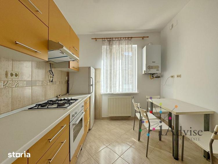 Garsonieră decomandată în Schei