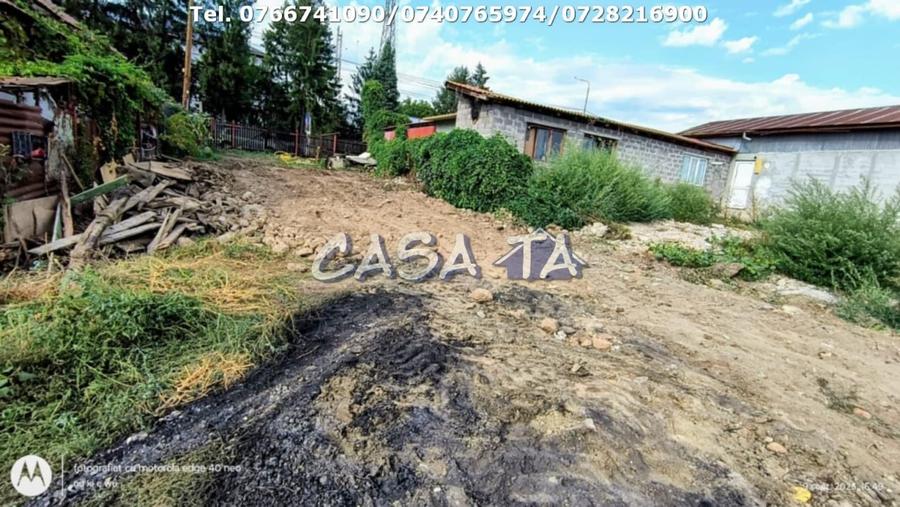 Teren Construcții intravilan de 1905 mp, în Est