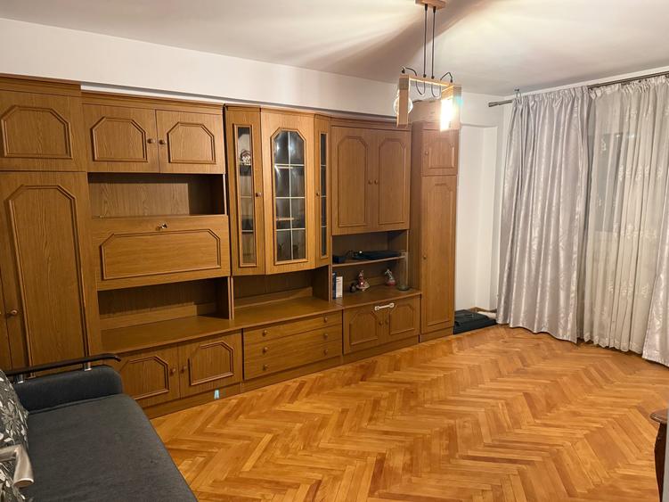 Apartament cu 2 camere decomandat în Arcu