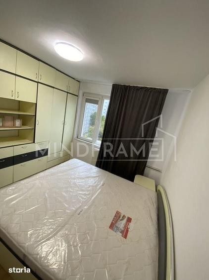 Apartament cu 3 camere decomandat în Dristor