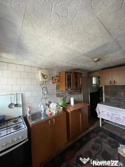 Casă cu 5 camere cu Teren 468 Mp în Central
