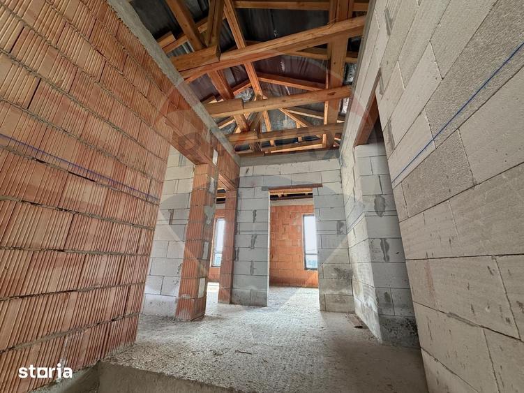 Casă cu 4 camere cu Teren 108 Mp în Podgoria
