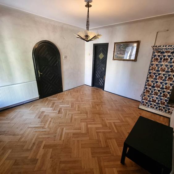 Apartament cu 3 camere în Cotroceni