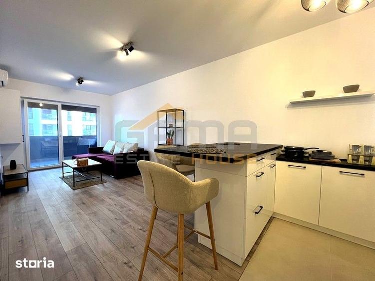 Apartament cu 3 camere semidecomandat în Micălaca
