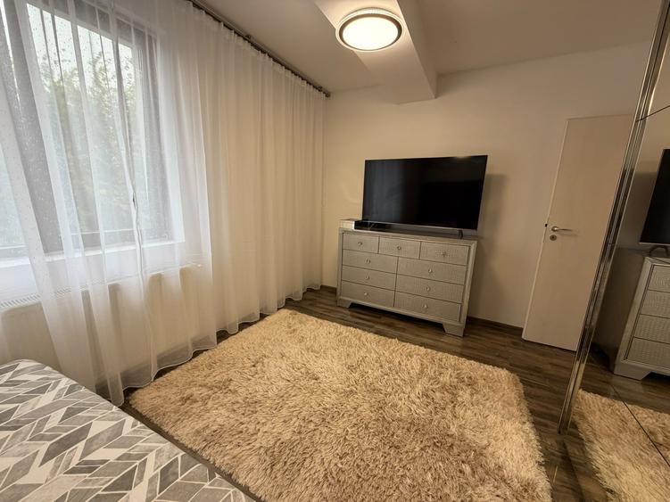 Apartament cu 2 camere decomandat în Chiajna