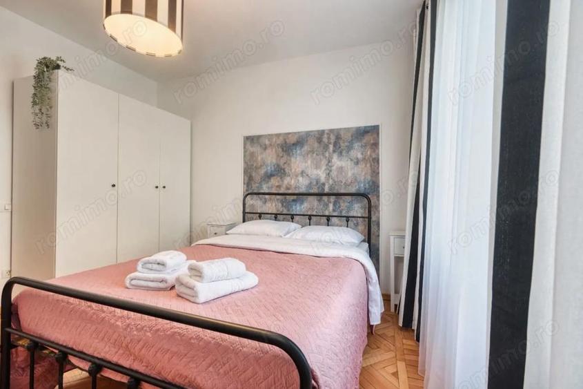 Apartament cu 3 camere semidecomandat în Romană