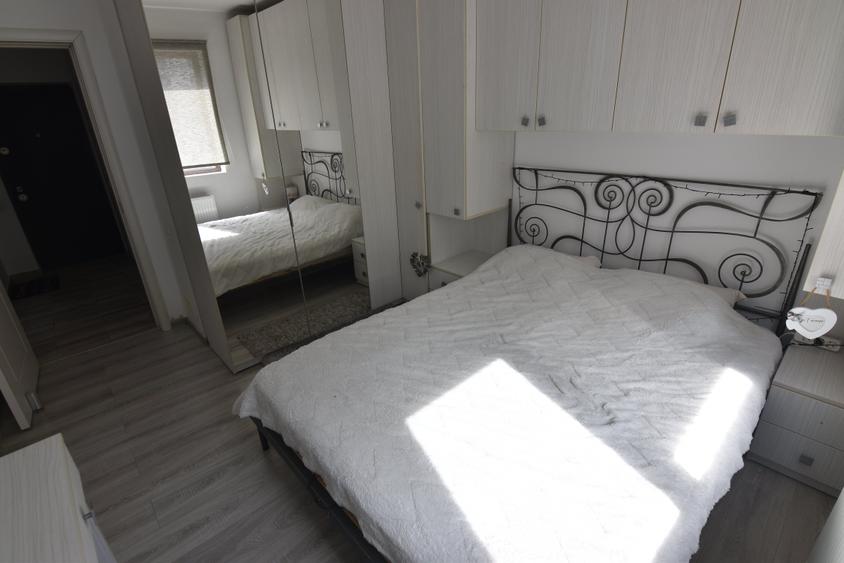 Apartament cu 2 camere decomandat în Militari
