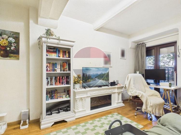Proprietate unică formată din doua apartamente vila B-dul Primaverii - 11
