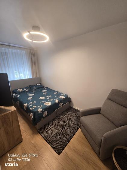 Apartament cu 3 camere în Craiovei