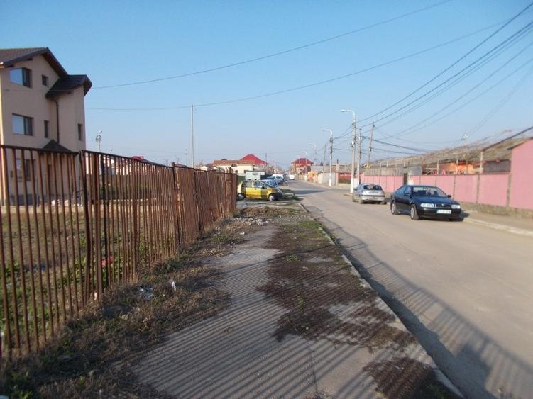 Teren Construcții intravilan de 861 mp, în Km 4-5