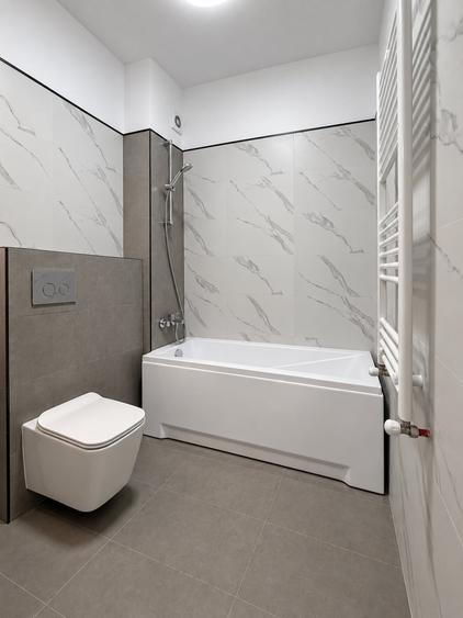 Apartament cu 3 camere decomandat, mobilat în Dacia
