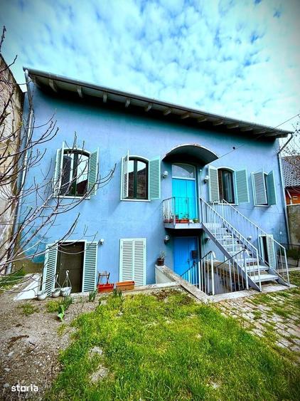 Casă cu 4 camere cu Teren 50 Mp în Ultracentral