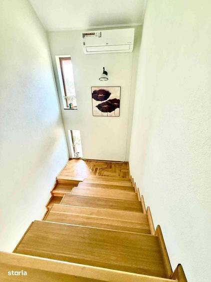 Casă cu 4 camere în Sânmartin