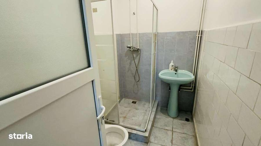 Casă cu 3 camere cu Teren 380 Mp în Central