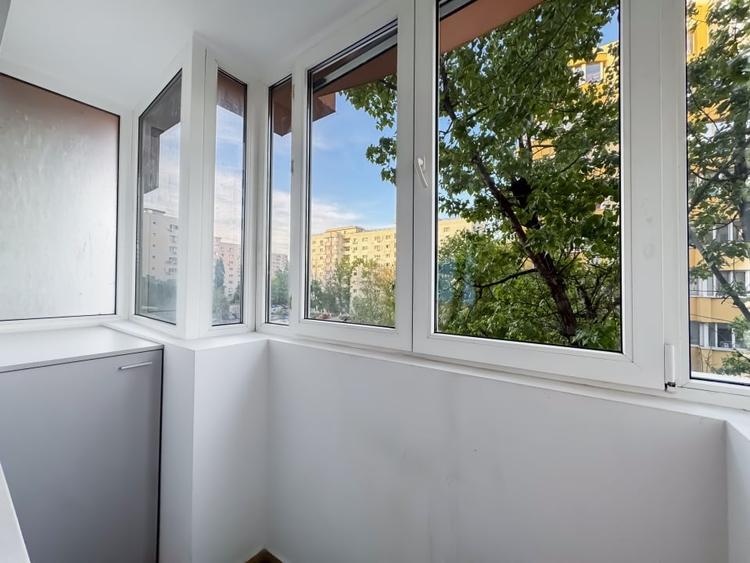 Apartament cu 3 camere decomandat, mobilat în Nerva Traian