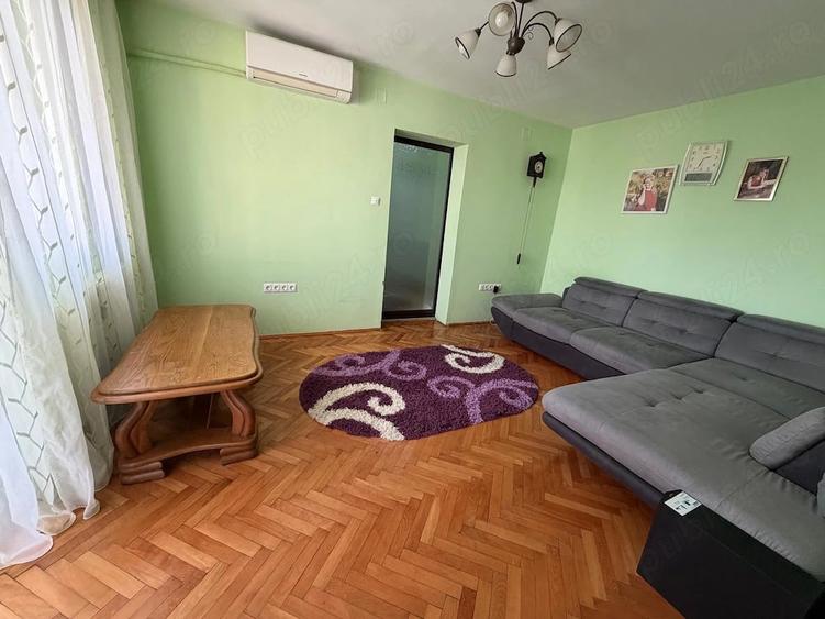Apartament cu 4 camere semidecomandat în Fortuna