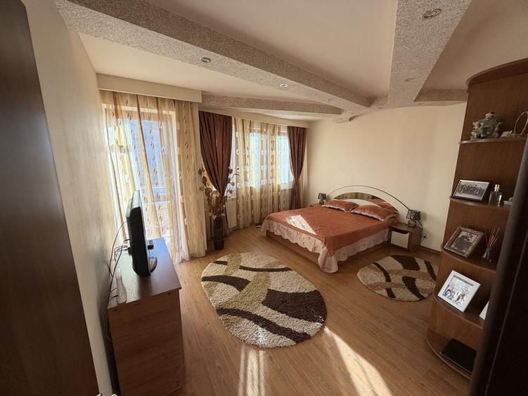 Casă cu 4 camere în Central