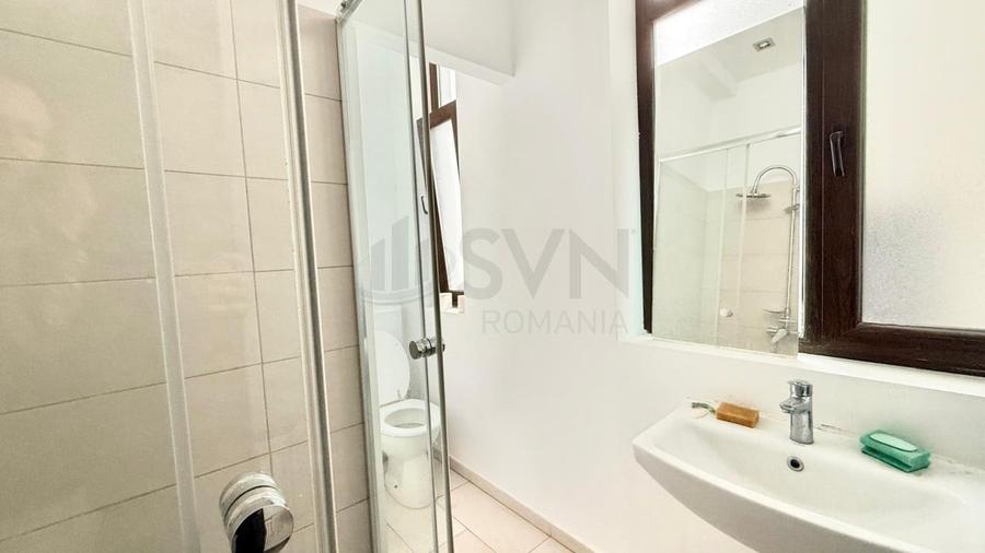 Casă individuală cu 10 camere cu Teren 200 Mp în Kiseleff