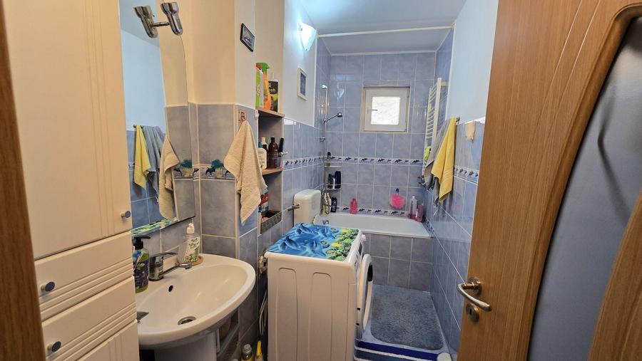Apartament cu 2 camere nedecomandat în Iosia