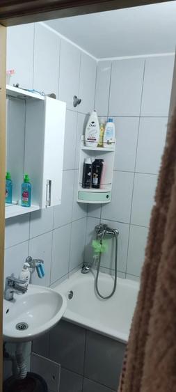 Apartament cu 2 camere semidecomandat în Șagului