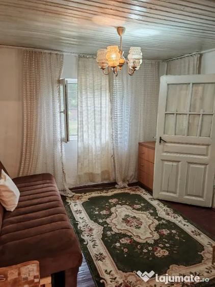 Casă cu 3 camere cu Teren 700 Mp în Lanurile