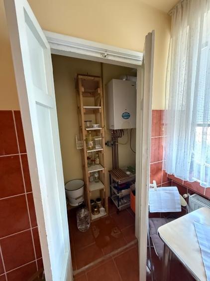 Apartament cu 2 camere semidecomandat, mobilat în Moroasa 1