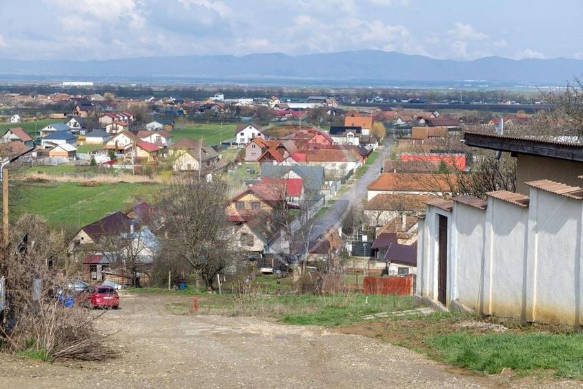 Teren Construcții intravilan de 814 mp, în Bod