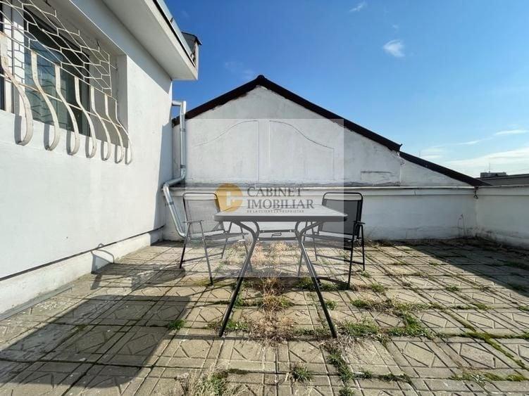 Apartament cu 2 camere nedecomandat, mobilat în Cișmigiu