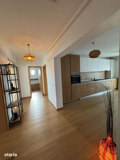 Apartament cu 3 camere în Central