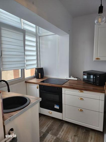 Inchiriez apartament 2 camere,decomandat, zona str.G Enescu - 2