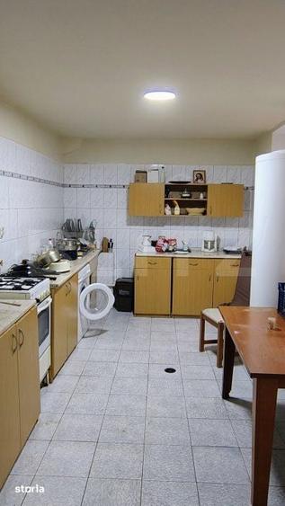 Casă cu Teren 670 Mp în Bartolomeu
